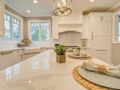 15 Shrewsbury Dr, Monmouth Beach, NJ 07750 — sold by Tom Mallan